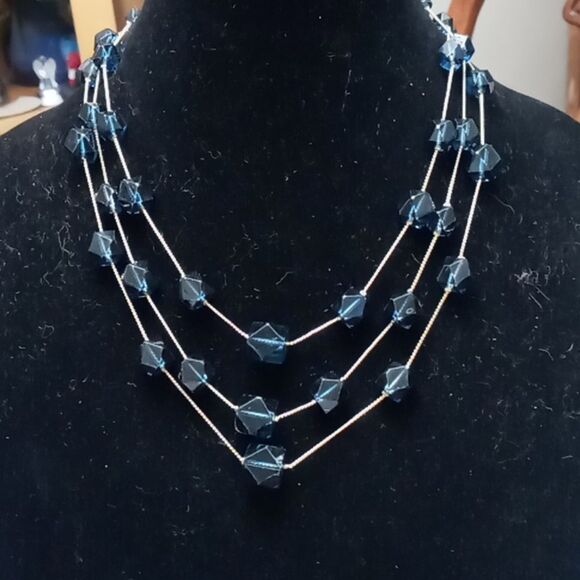 Multi chain beaded necklace - Picture 1 of 3